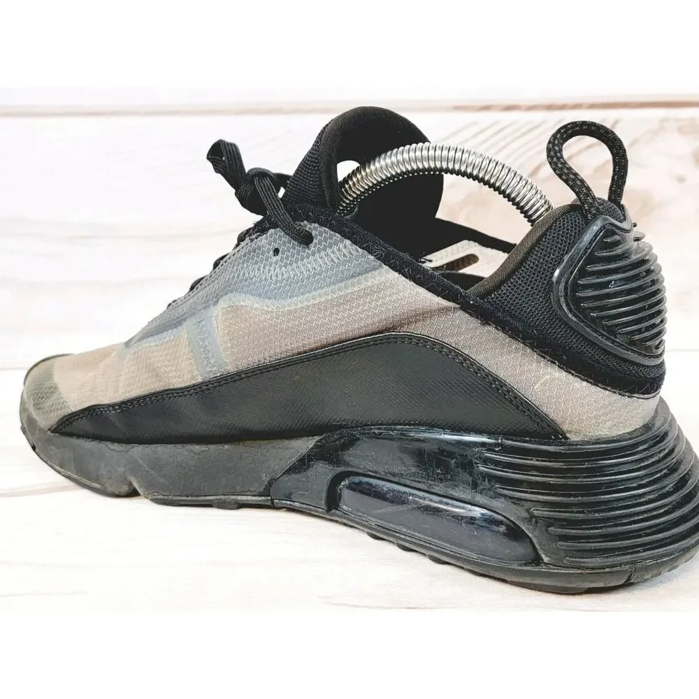 Nike Air Max 2090 Mens 10 Black Metallic Silver BV9977-001 Running Shoes
